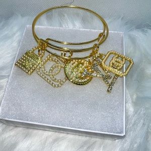 Gold bangle bracelet